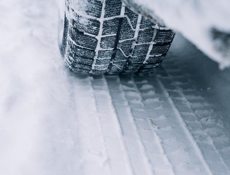 pneumatico sulla neve