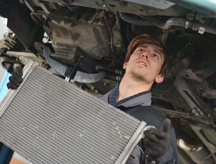 controllo ed installazione di un radiatore