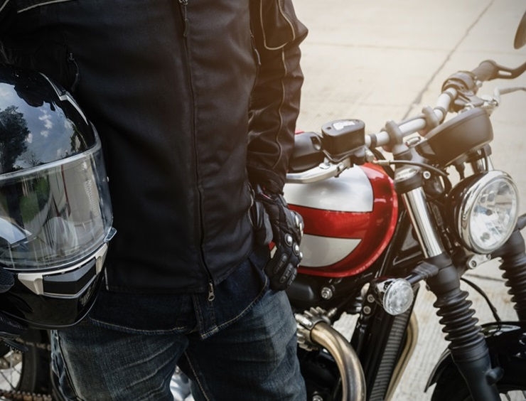 Quali caratteristiche deve avere il sottocasco moto invernale?