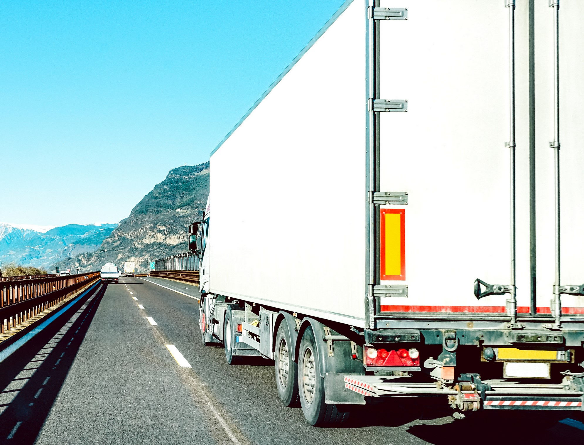 Quante ore può guidare un camionista al giorno?